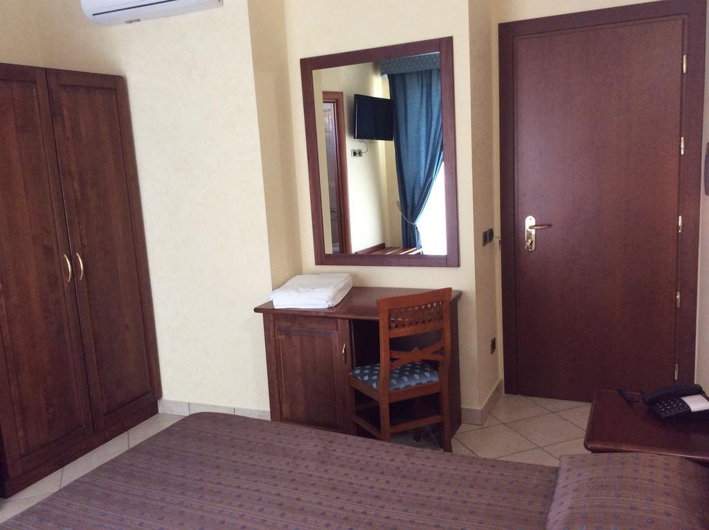 Cridda Hotel & Restaurant Gizzeria Room photo